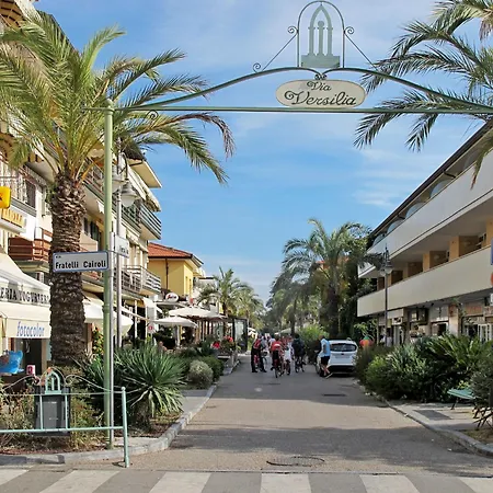 Versilia By Interhome Daire Marina di Pietrasanta